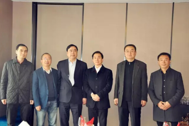 4-王明云、王珩、孫明陪同趙振元董事長(zhǎng)接待陳放副主席一行.jpg